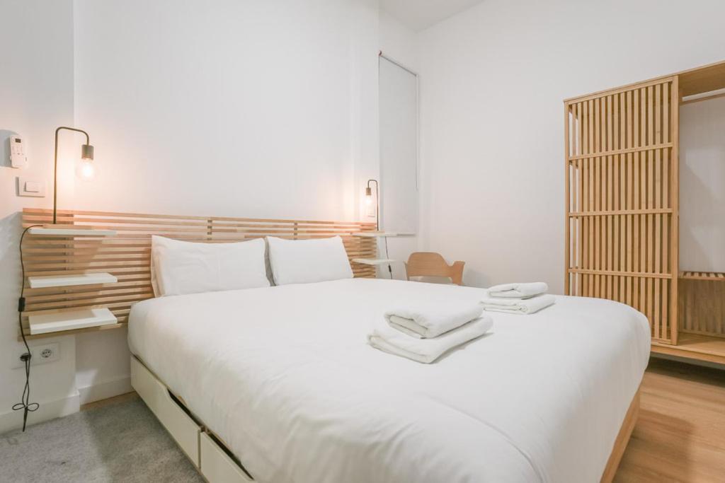 Modern Duplex-2Bedrooms 3Baths-Palacio Madrid Exterior photo