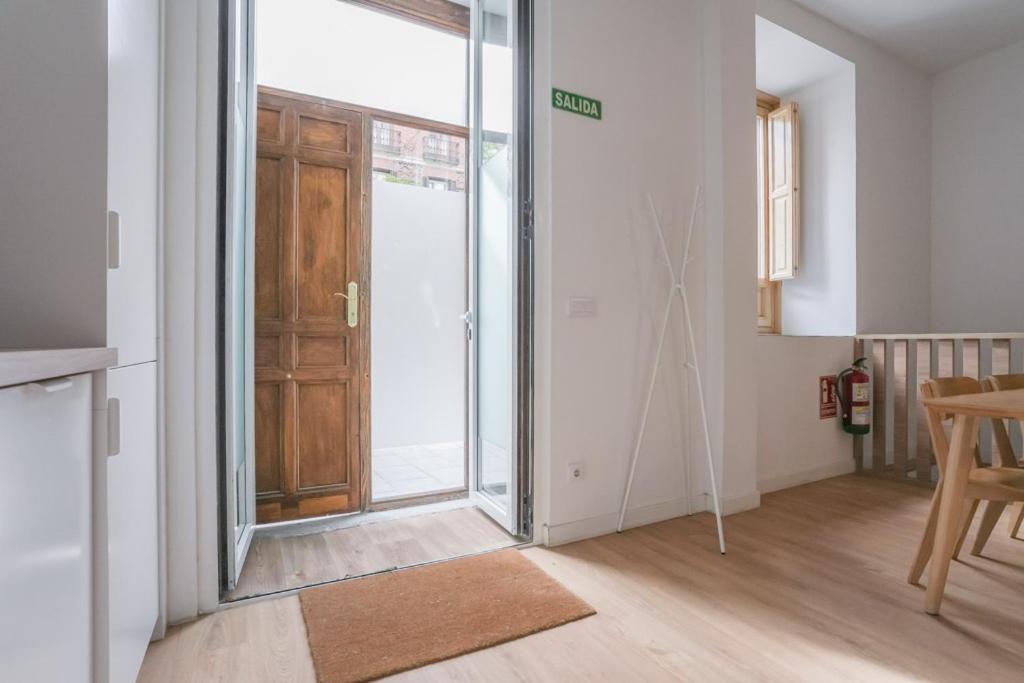 Modern Duplex-2Bedrooms 3Baths-Palacio Madrid Exterior photo